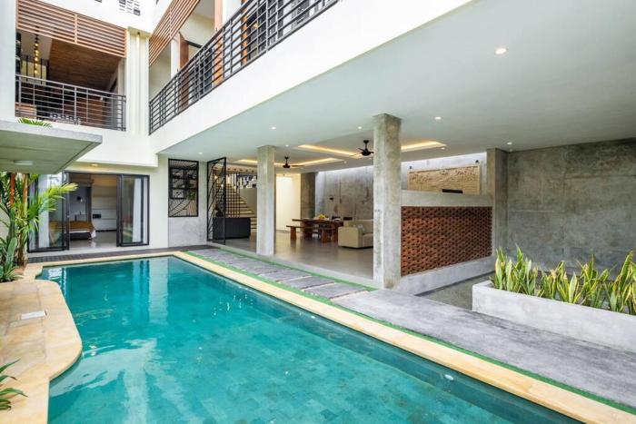 Modern 6BR Villa in Berawa