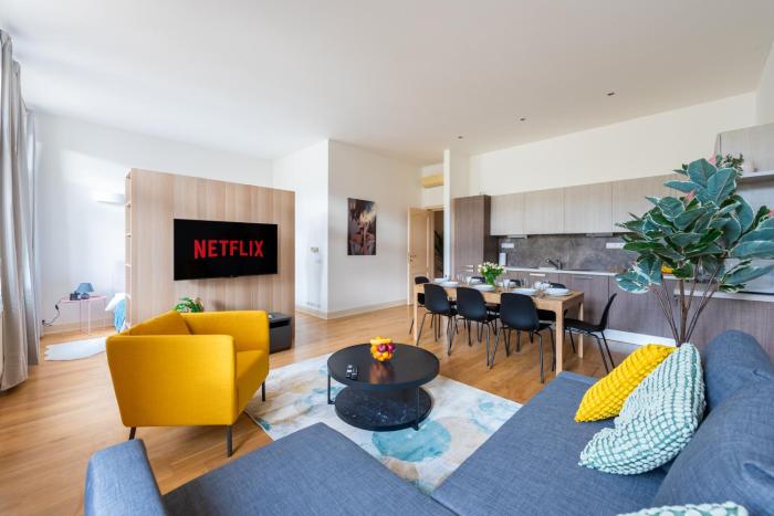 Spacious apartments near the river Prague