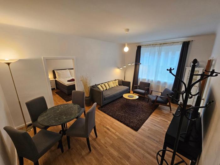 Yukis Place - Central Design Apartment - Vienna Trade Fair - WU Campus - Downtown - Subway