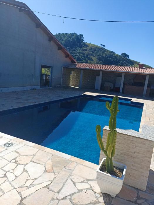 Lindo Sítio, Itapeva MG a 120km