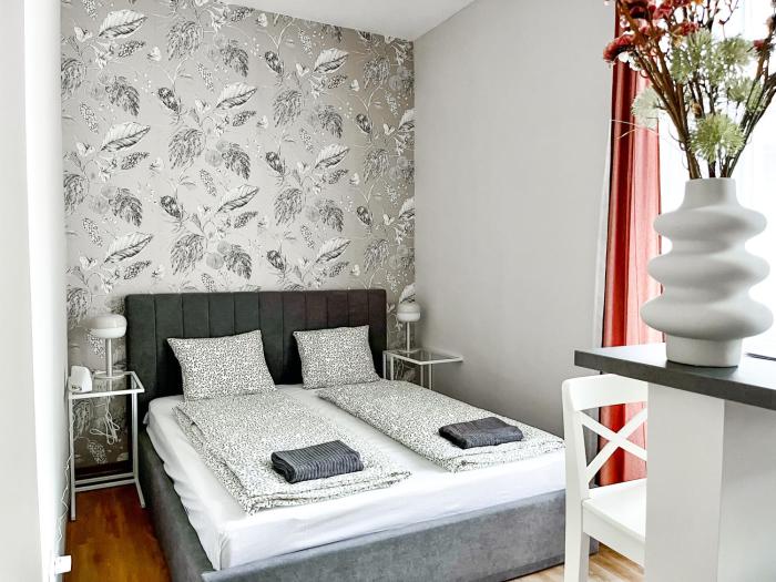 T32 Central Modern Suites