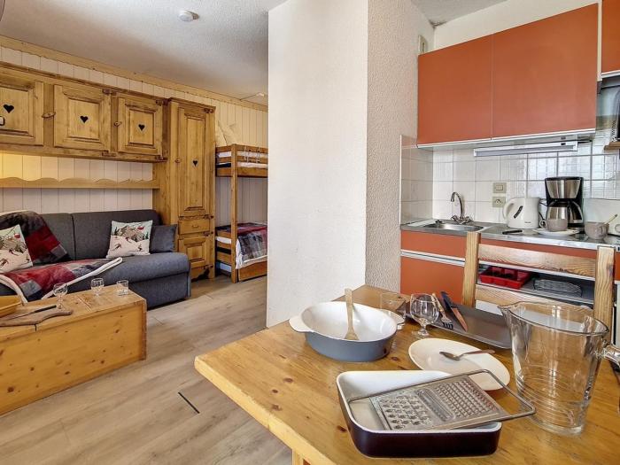 Studio cosy au pied des pistes avec balcon - FR-1-344-1038