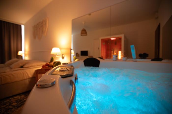 Beach Boho Private SPA Suite 75m - Jacuzzi, Sauna IR & Sea View