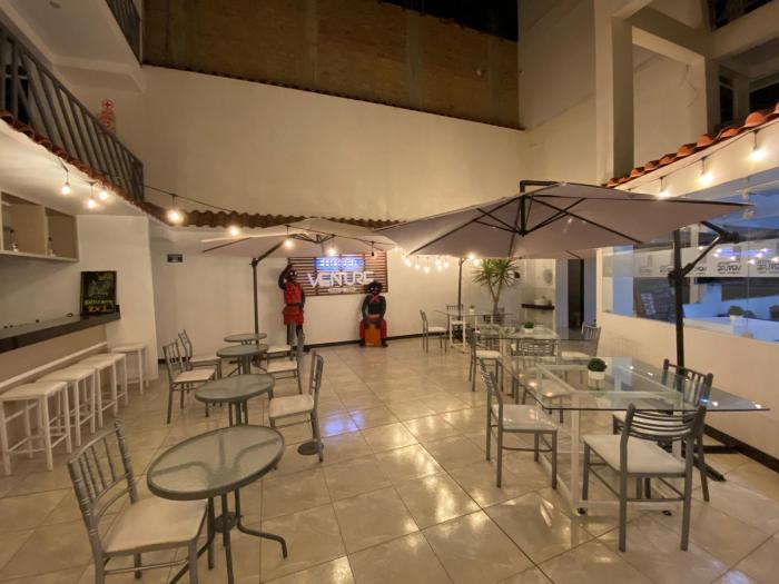 Hotel Venture
