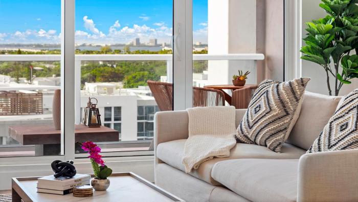 3 Bedroom Private Residence at Roney Palace -1126