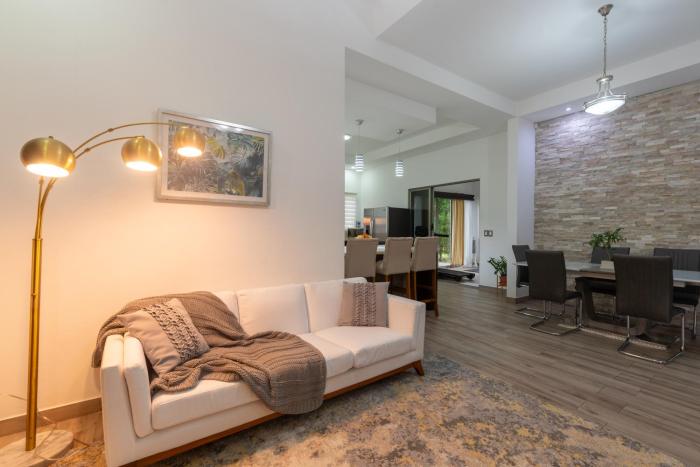 Arenal White Bliss Villa