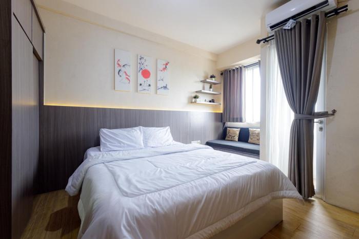 RedLiving Apartemen Riverview Residence - UV Rooms Tower Mahakam with Netflix