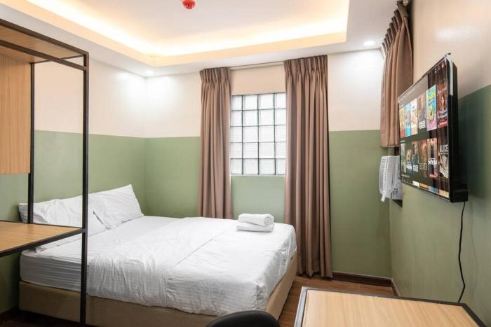 St. Marvin Studio Makati M409