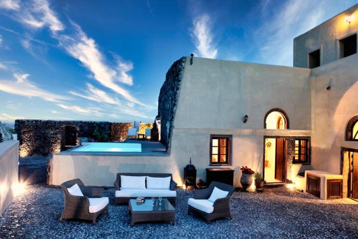 Santorini Heritage Villas