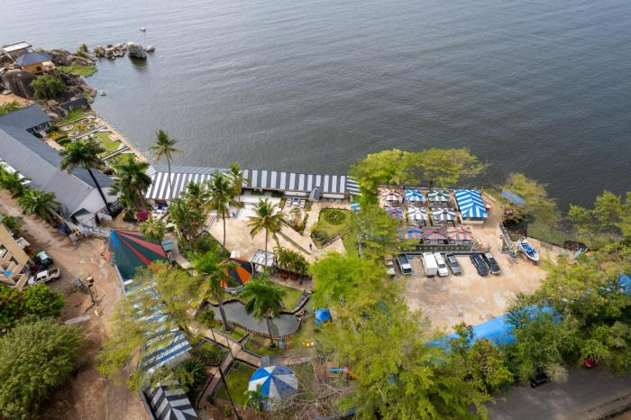 Rusty Rock Beach Resort & Spa