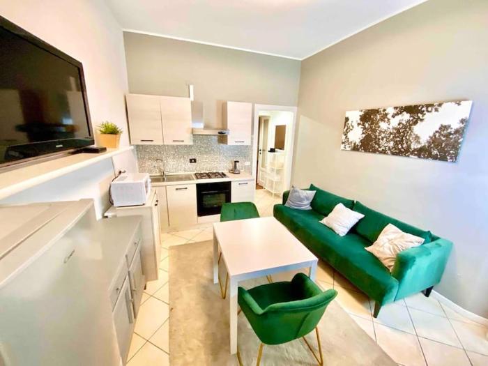 [9 Minuti dal Duomo] City life+Metro