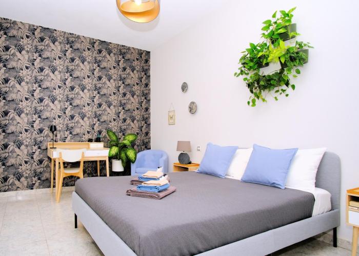 10 min Duomo Free Parking Wifi AC