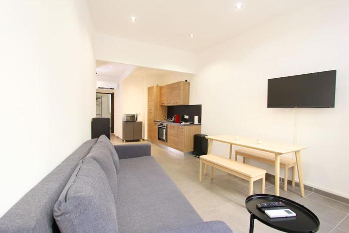 FLC-PANIER- OLD PORT 500m - T3- 2 Bedrooms -Maxi 6 Guests