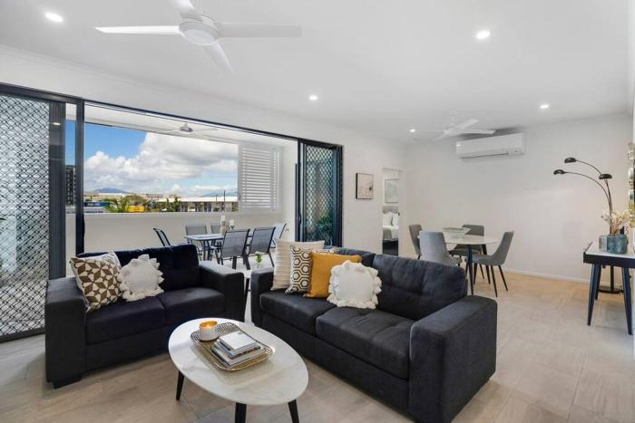 City Escape at Loft Apartments - Cairns CBD