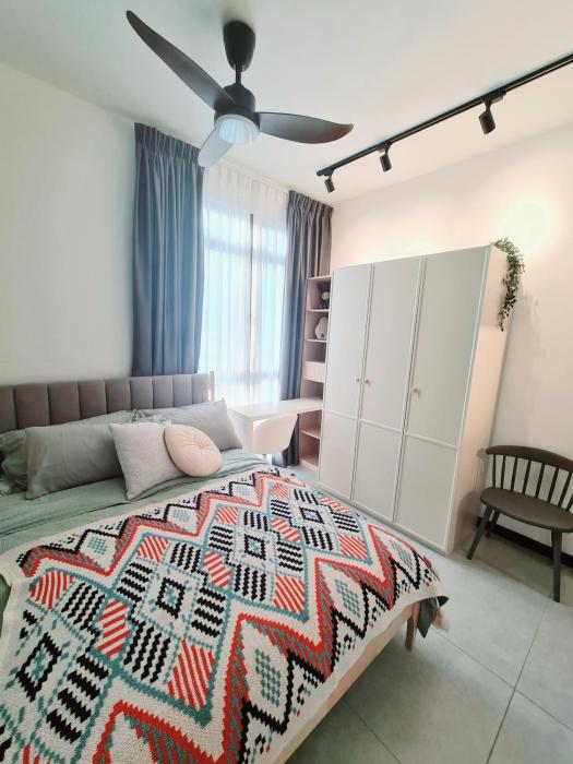 Cozy Modern Tiny Home 2R1B 10 mins to KLCC