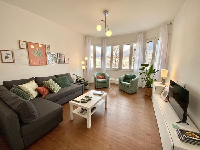 Casa DellEdera - Holiday Apartment in Domodossola