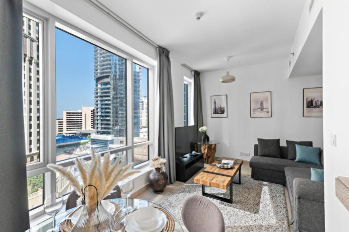 StoneTree - Spacious 1 BR Apartment in Dubai Marina