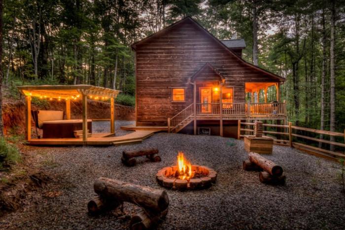 Cozy Cub Cabin