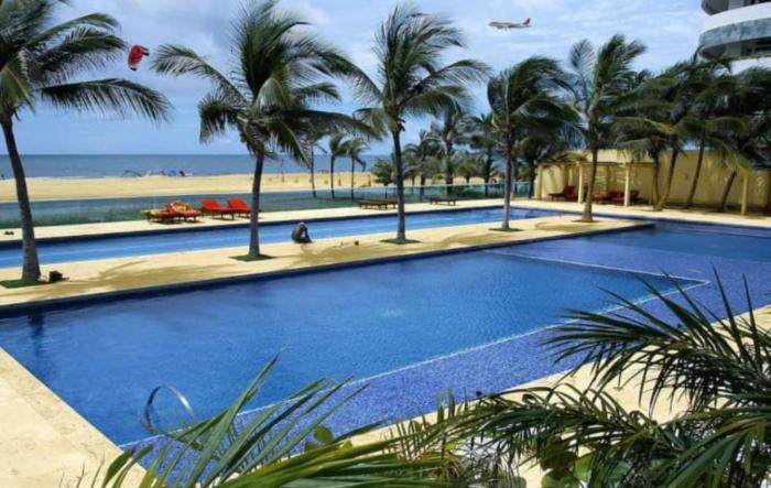 Apartamento con terraza Frente al Mar