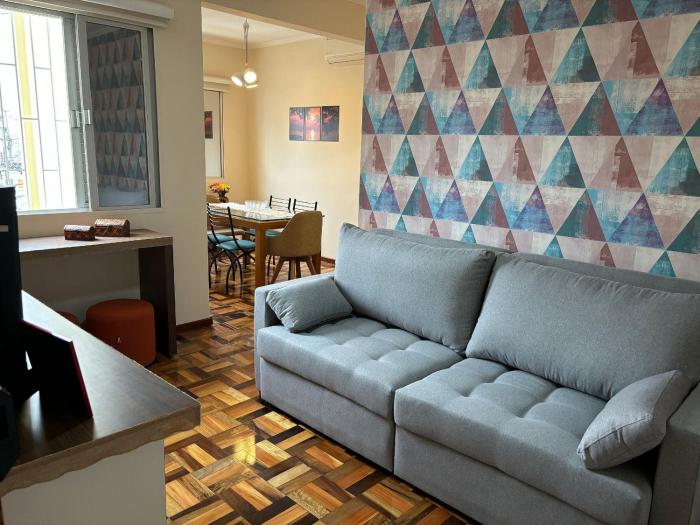 Apto otima localização Centro de Floripa ELY0201