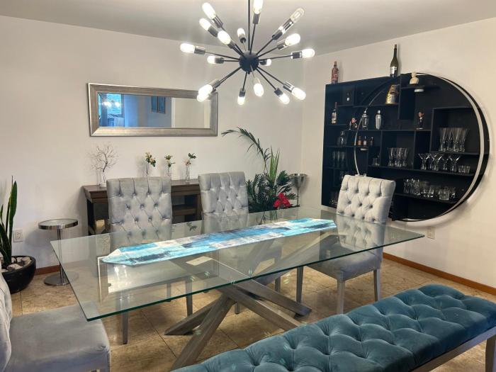 Depa en Bosques de las Lomas con lindo jardin