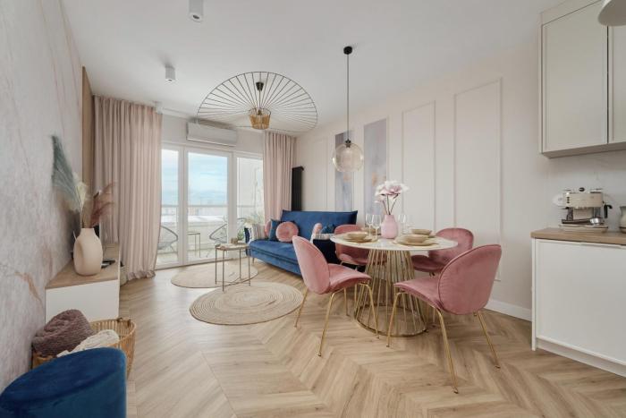 Elegant Apartment with Balcony Krakowska Wrocław by Renters Prestige