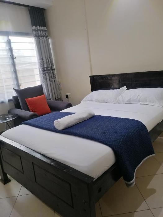 B&S Studio apartment, Voi Town