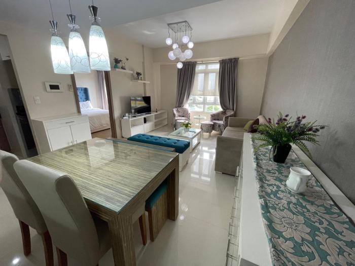 150 Newport Boulevard, near Terminal3 Airport