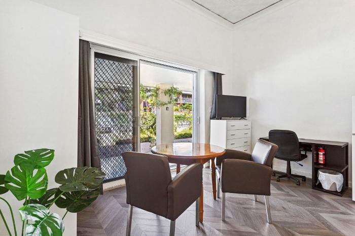 Walk to Freo Cozy Studio Stay
