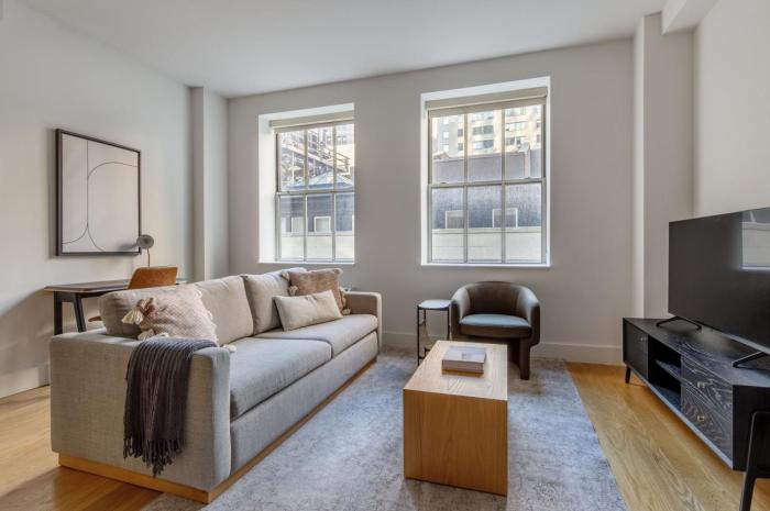 FiDi 1br w gym doorman lounge nr park NYC-1344