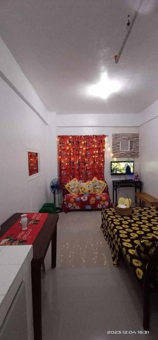 3 Roadside Lexine FREE WIFI !