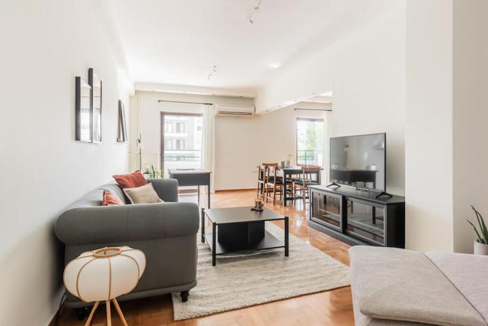 Radiant Retreat in Paleo Faliro by UPSTREET