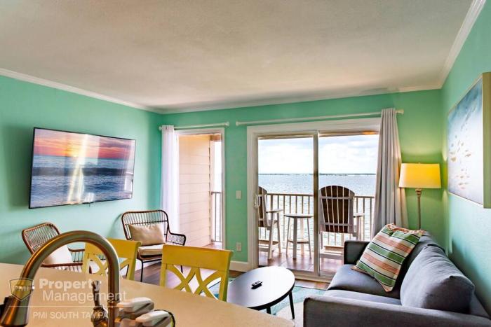 Cool Breeze - Sunset views like no other