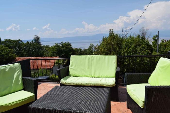 Apartment in Njivice - Insel Krk 13277