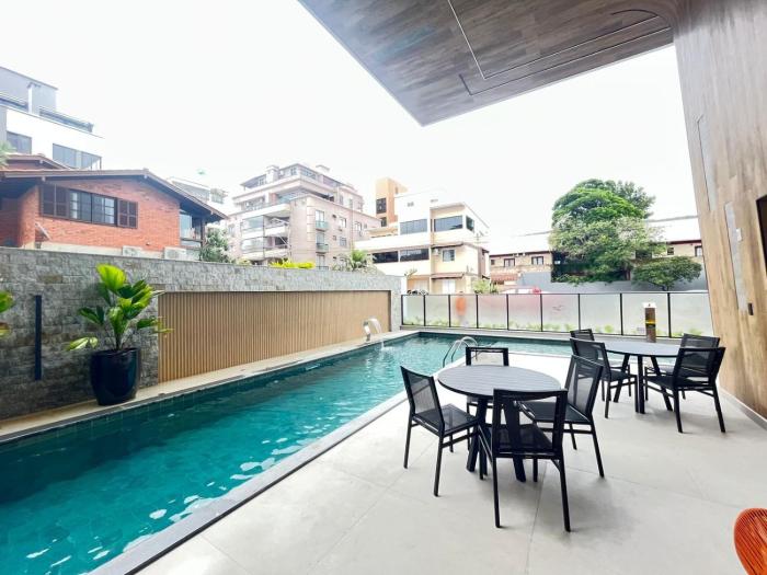 263D - 3 Quartos a 100m da Praia de Bombas