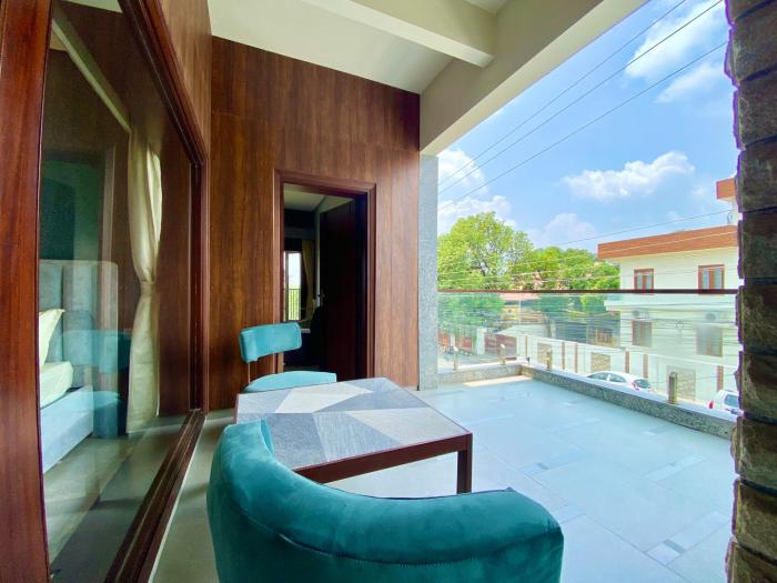 Vastu Serene Studio Apartment