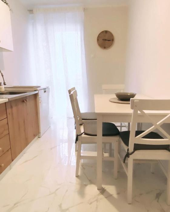 Apartman Colapis- Netflix, self check in, free parking, premium location!