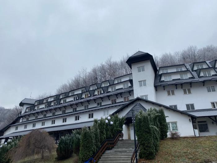 Bele Staze 3a Kopaonik, Brzece