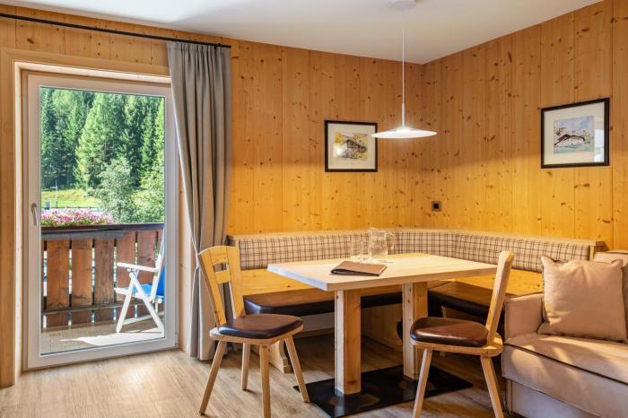 Stoffel Apartments Marie