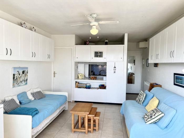 STUDIO CLIMATISE 3 PERSONNES A PROXIMITE IMMEDIATE MER ET PLAGE