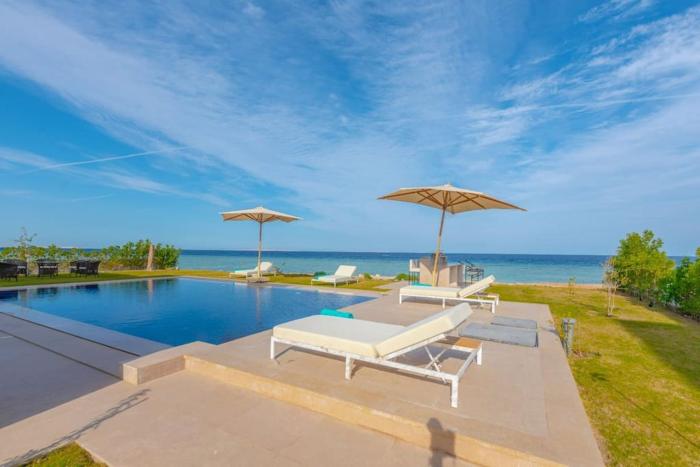 Royal Villa on the beach