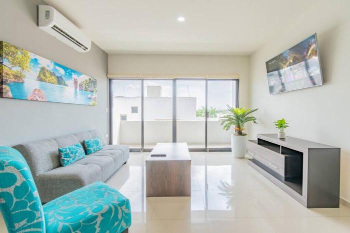 Lujoso Condominio Tiburon a 3 Cuadras de la Playa