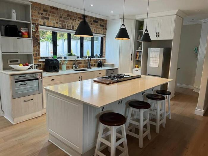 Charming home, The Vines in Constantia