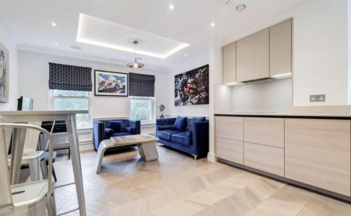 Stylish 2 Bedroom Swiss Cottage Regents Park