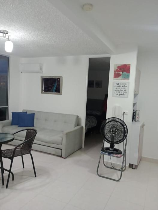APARTAMENTO FAMILIAR RICAURTE