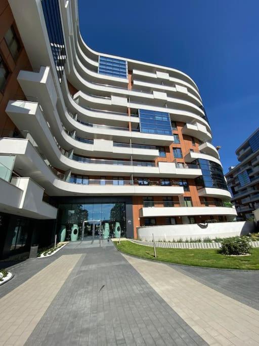 Beautiful Apartment- FREE GARAGE- WIŚLANE TARASY