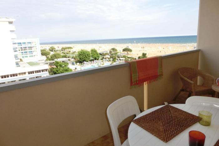 Relaxing studio apartment with sea view and AC