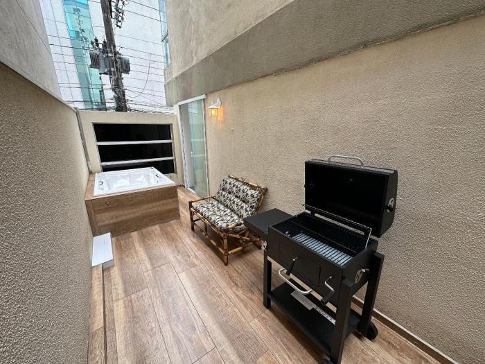 LA02- 2 Suítes +1Quarto | Jacuzzi | Churrasqueira