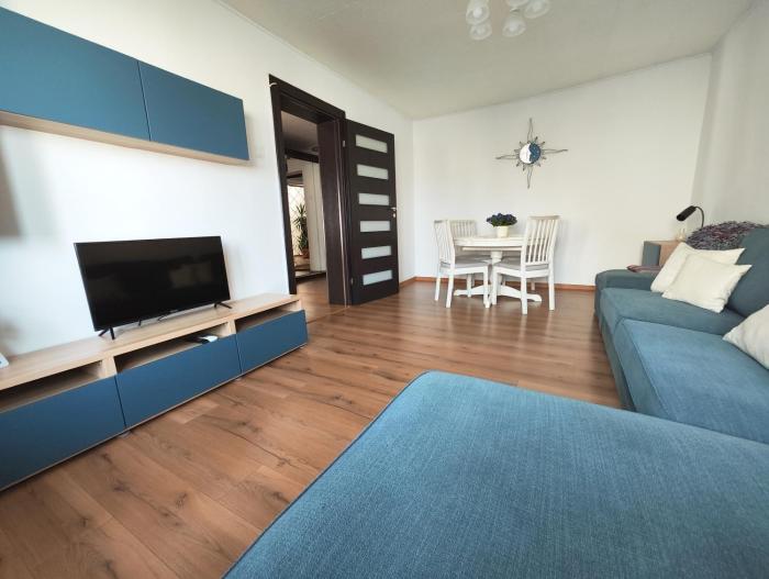 Platinum Apartment - apartament cu 3 camere, 2 dormitoare, 2 bai, bucatarie complet utilata, 2 balcoane