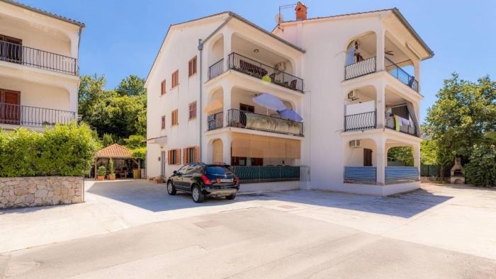 Apartments with a parking space nska, Krk - 21727